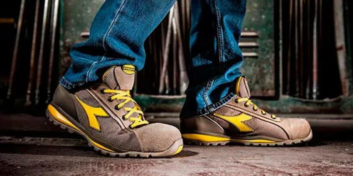 SCARPE ANTINFORTUNISTICA